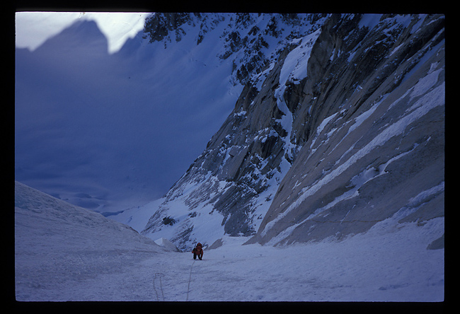 Jed in couloir